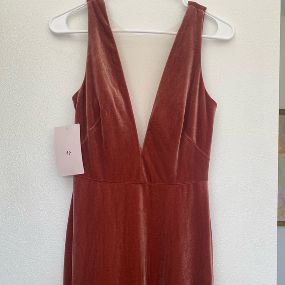 Bridesmaid’s or bridal party Gown. Brand new, never worn. - Picture 1 of 4